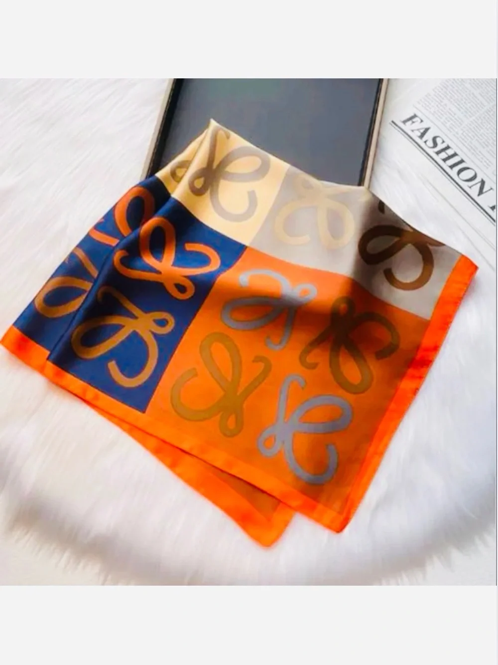 SCARF: Versatile Silk Multicolored 70 x 70, NWOT